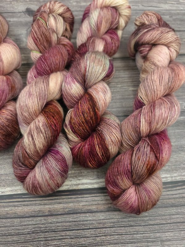 Lace - ca. 600 meter/100g  