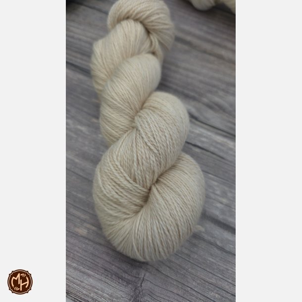 Camel 10 : Ufarvet Lys Beige