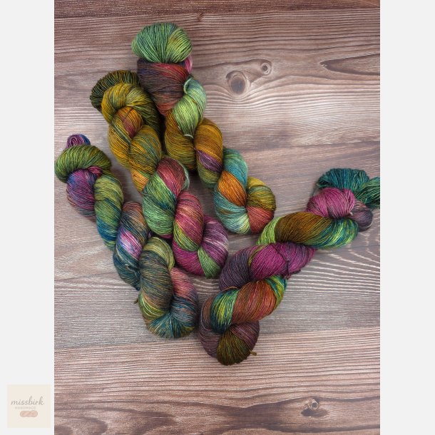 Silky Singles 400 m Elenora grn og bordeaux 