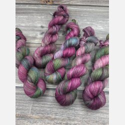 Silke merino 50/50 400 m Valkyriens Roser