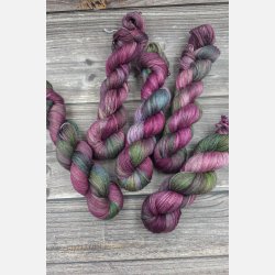 Silke merino 50/50 400 m Valkyriens Roser