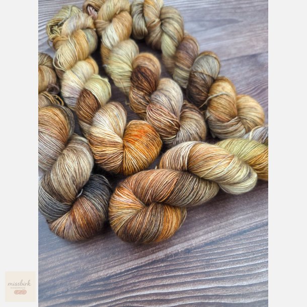 Silky Singles 400 m Yduns Jord