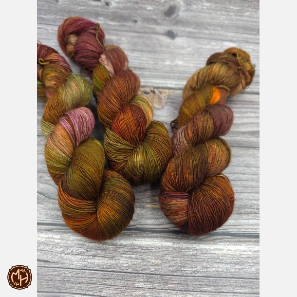 Silky Singles Lace :  Skovens Hjerte