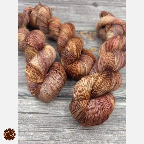 Silky Singles Lace :  Honningskov