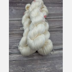 Merino / Silke Non SW. 400 m Ufarvet Hvid