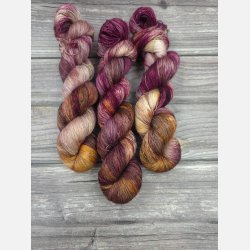 Silky Singles Lace :  H�stb�r