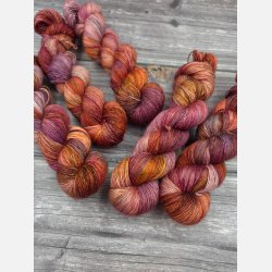 Silky Singles : Rosenild