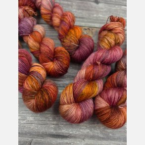 Silky Singles : Rosenild