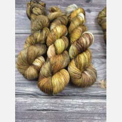 Silky Singles Lace :  Jordlys