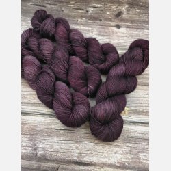Silky Yak Singles : M�rkdis