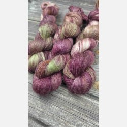 Sommer Lace : Skovb�r