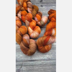 Posh Lace : Solbrand