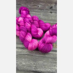 Silky Singles : Vildrosa