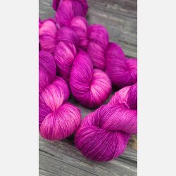 Silky Singles : Vildrosa