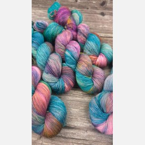 Silky Singles Lace : Gl�denat