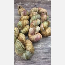 Posh Lace : Hedesand