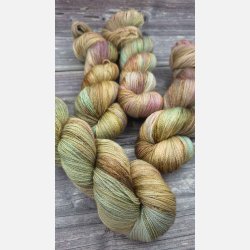 Posh Lace : Hedesand