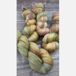 Posh Lace : Hedesand