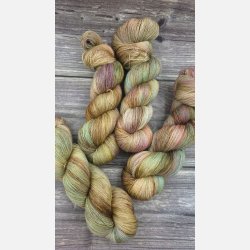 Posh Lace : Hedesand