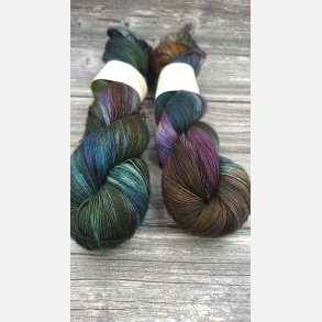 Yak Singles Lace : Troldskov