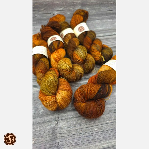 Silky Singles Lace :  Gylden Skov - Bad 02