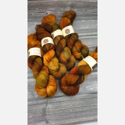 Silky Singles Lace :  Gylden Skov - Bad 02