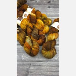 Silky Singles Lace :  Gylden Skov - Bad 01