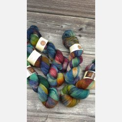 Yak Singles Lace : Trolddom